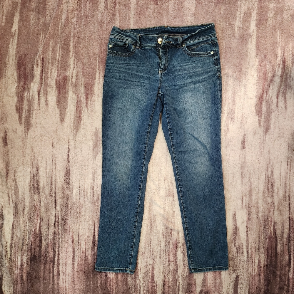 Stylish Blue Straight Leg Jeans